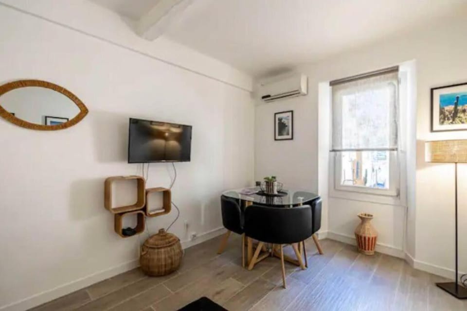 New loft 1 bedroom flat cannes croisette Palais des festivals Apartment in Cannes