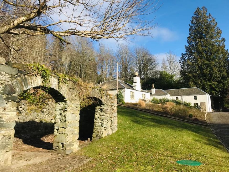 Gardeners cottage House in Scotland