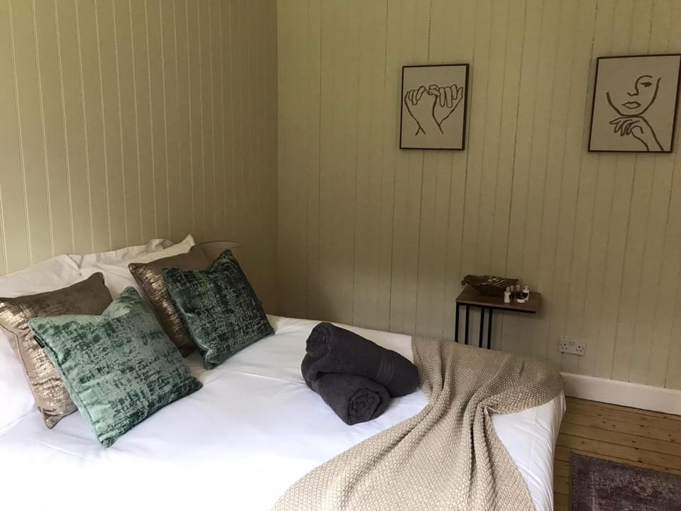 Gardeners cottage House in Scotland