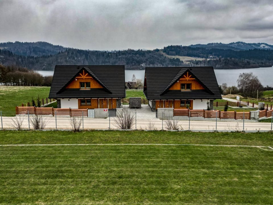 Property building, Natural landscape, Mountain view