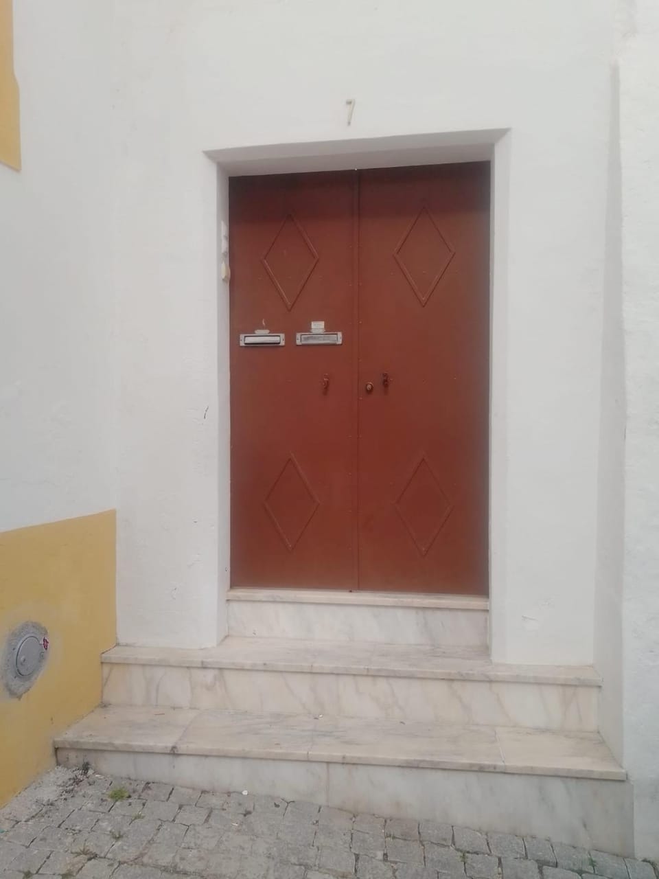 Property building, Facade/entrance