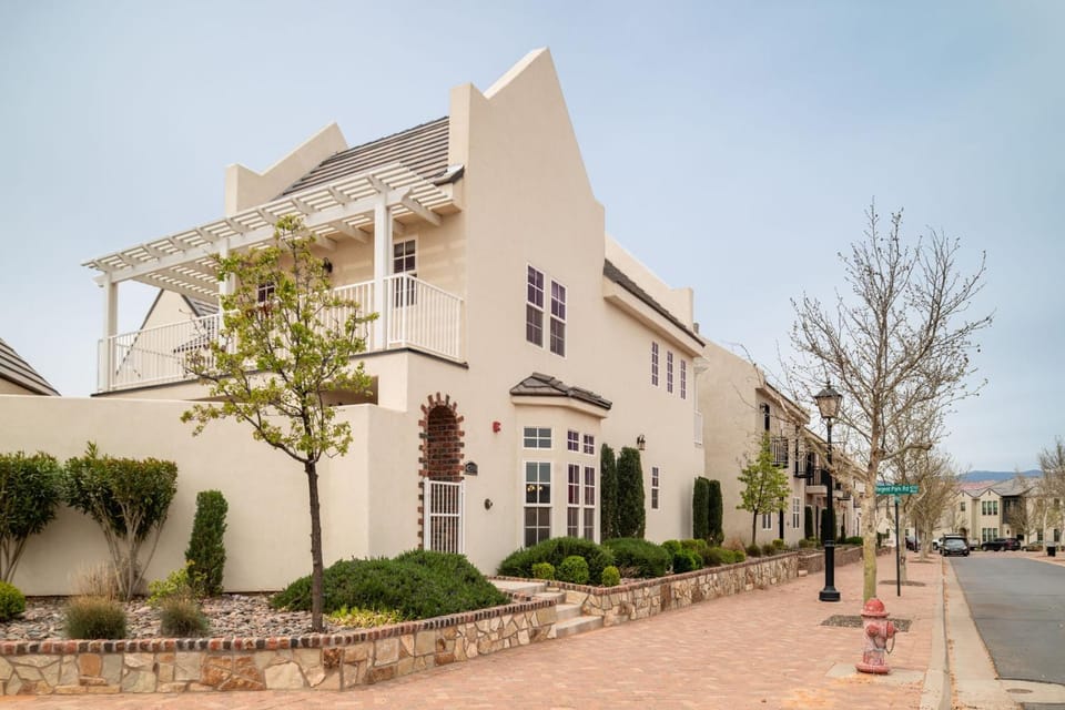 Palazzo #F11 home House in Hurricane