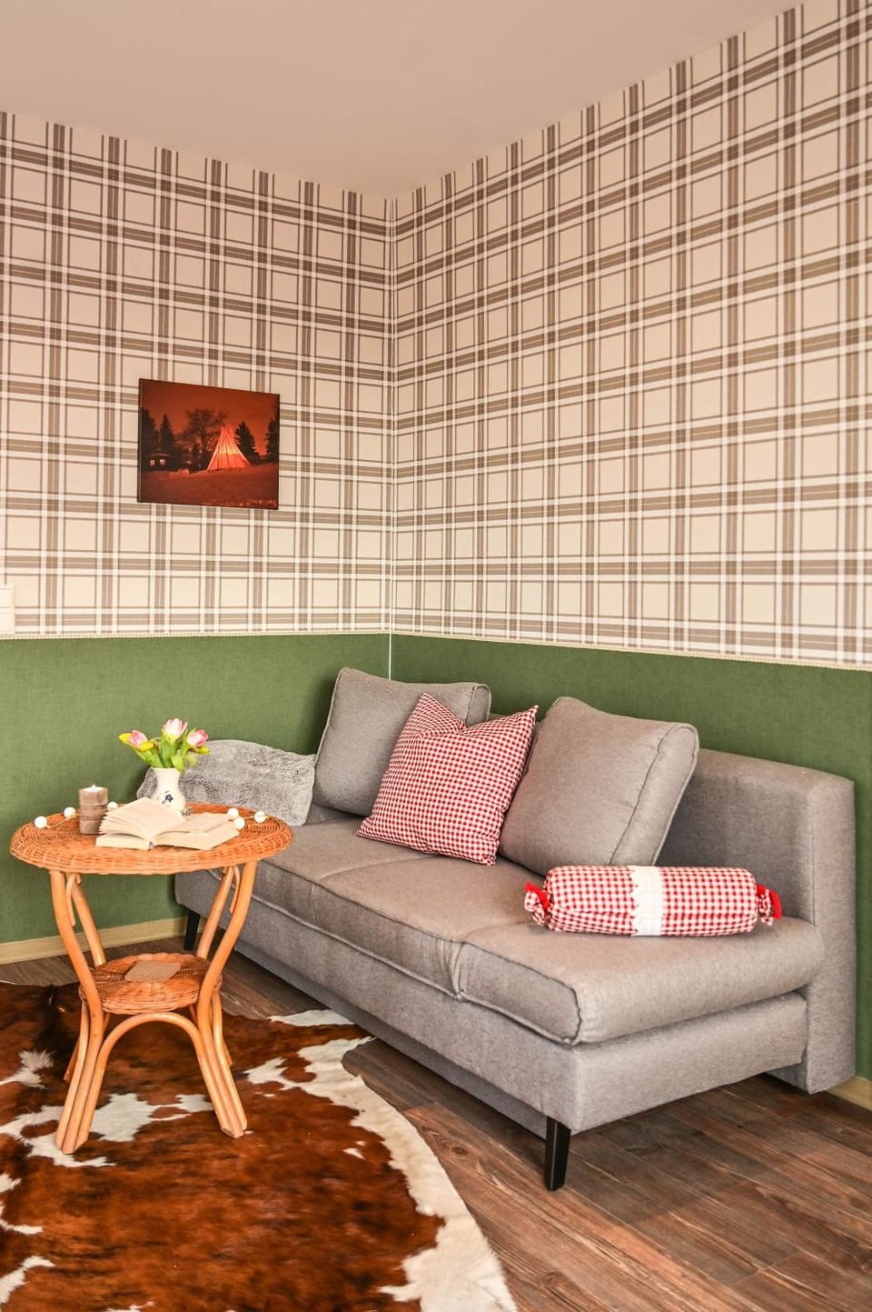 Living room, Bedroom