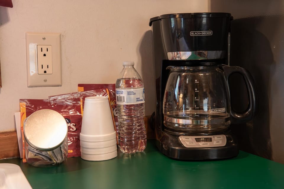 Coffee/tea facilities, Kitchen or kitchenette