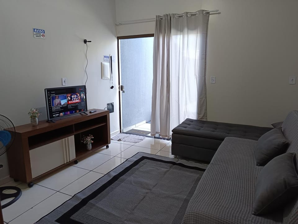 Communal lounge/ TV room, TV and multimedia, Living room, Seating area, Evening entertainment