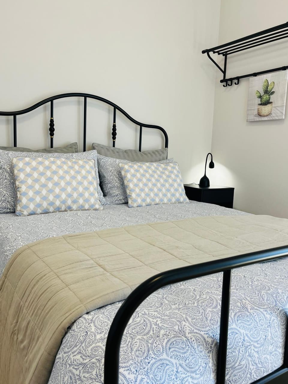 Bed, Bedroom