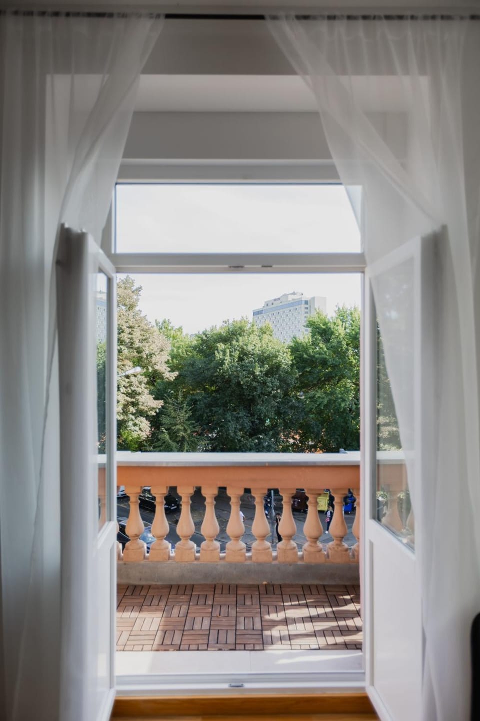 View (from property/room), Balcony/Terrace, City view