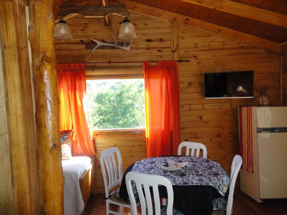 TV and multimedia, Kitchen or kitchenette, Dining area