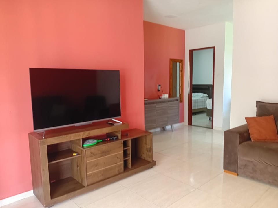 Communal lounge/ TV room, TV and multimedia, Living room, Seating area, Bedroom