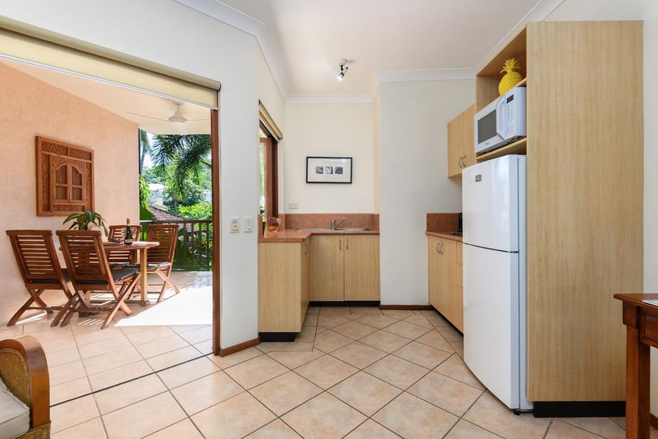 Poolside Villa - Hibiscus 40b Apartment in Port Douglas