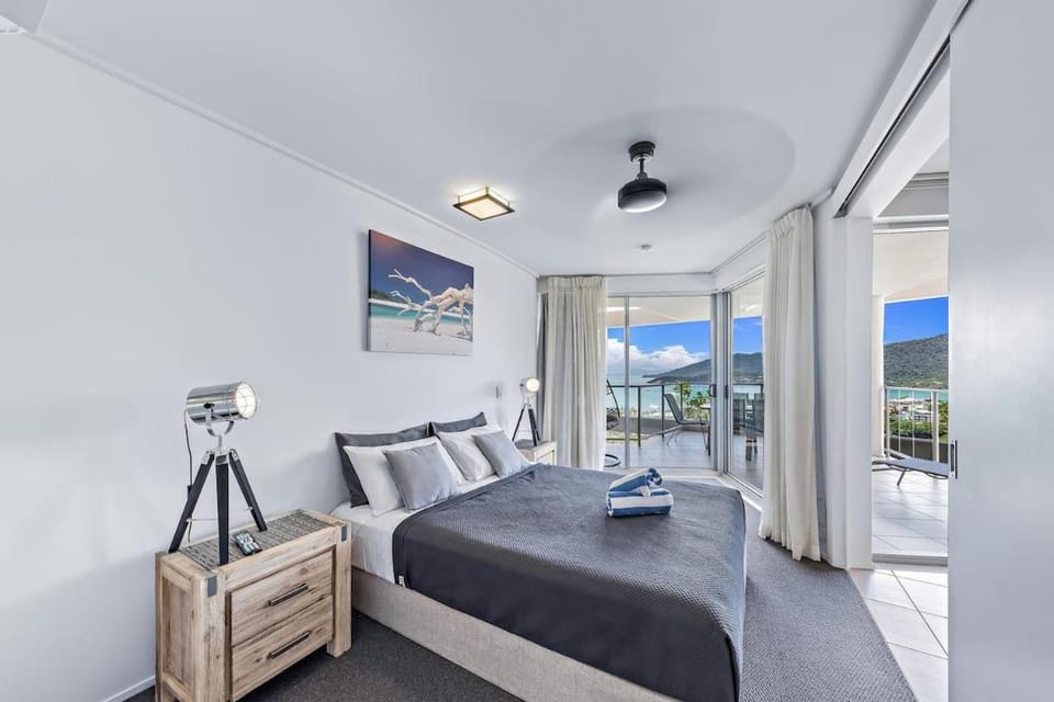 Whitsunday Wonderview Apartment in Airlie Beach