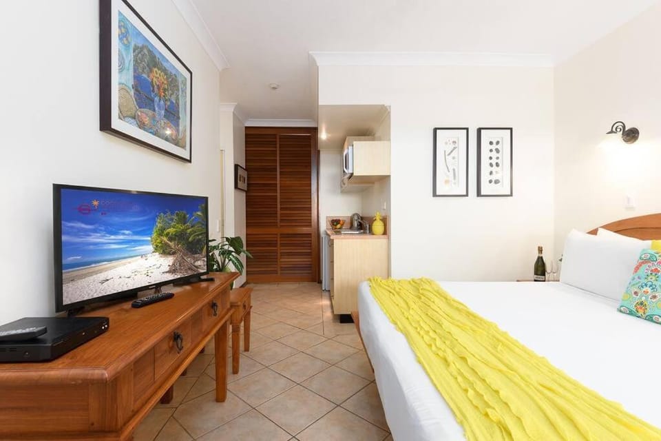 Poolside Villa - Hibiscus 40a Apartment in Port Douglas