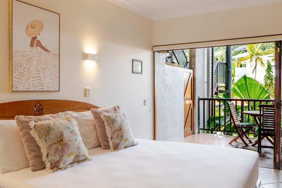 Poolside Villa - Hibiscus 40a Apartment in Port Douglas