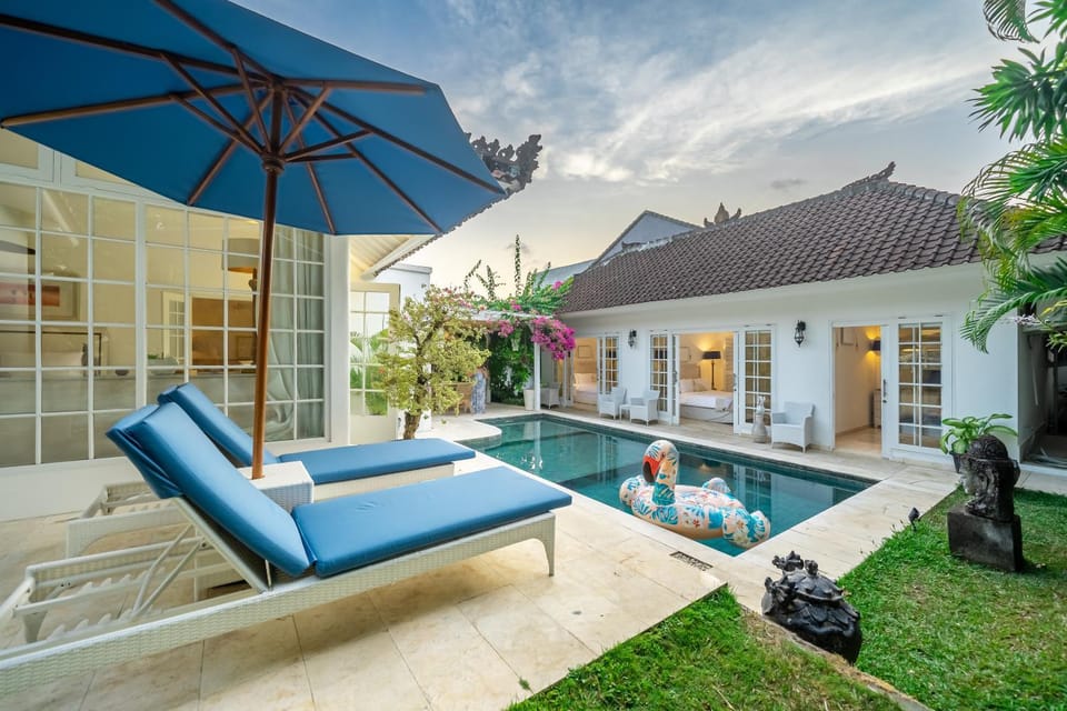 Pool view, sunbed