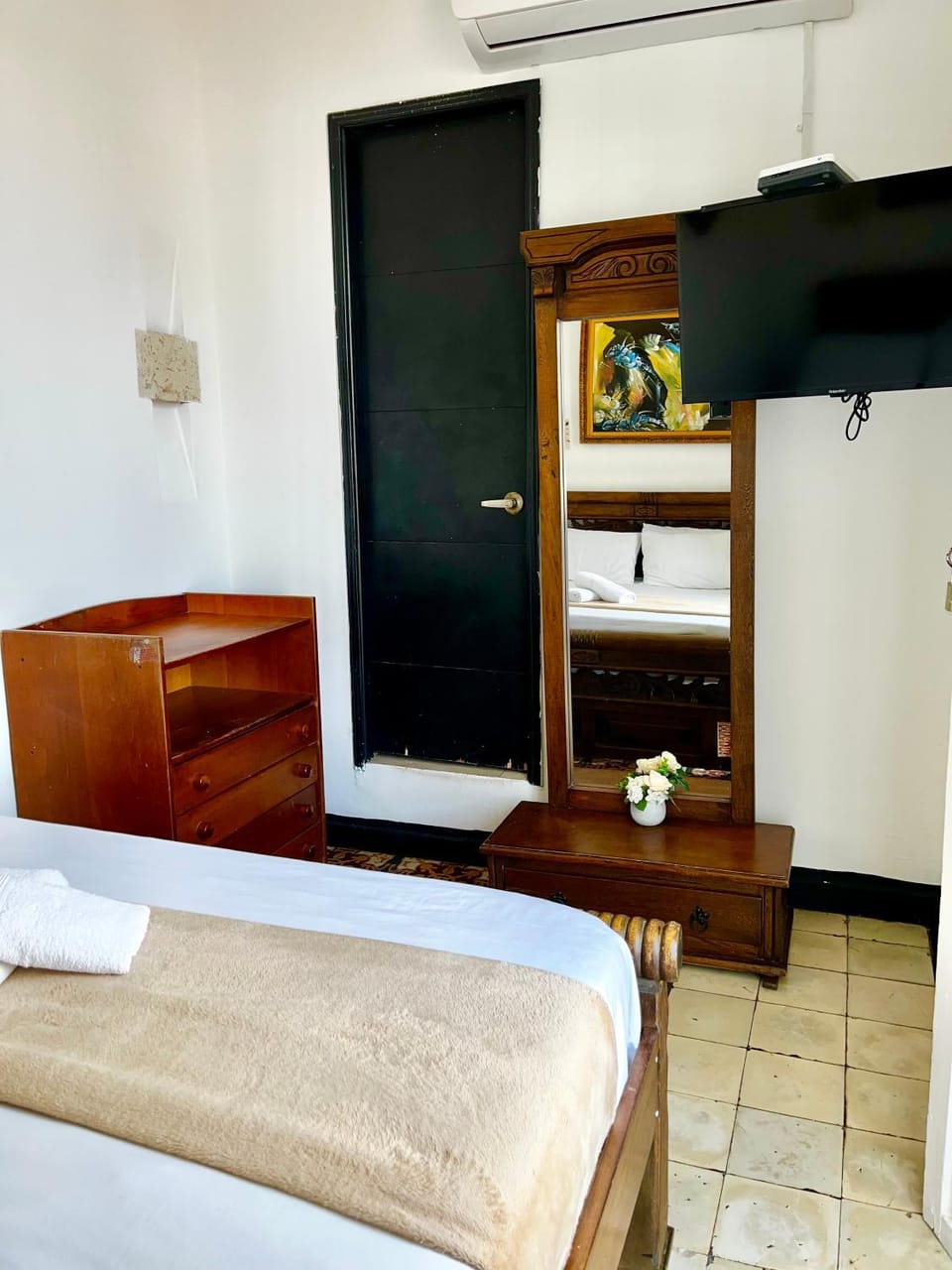 HOSTEL M&H Bed and Breakfast in Cartagena