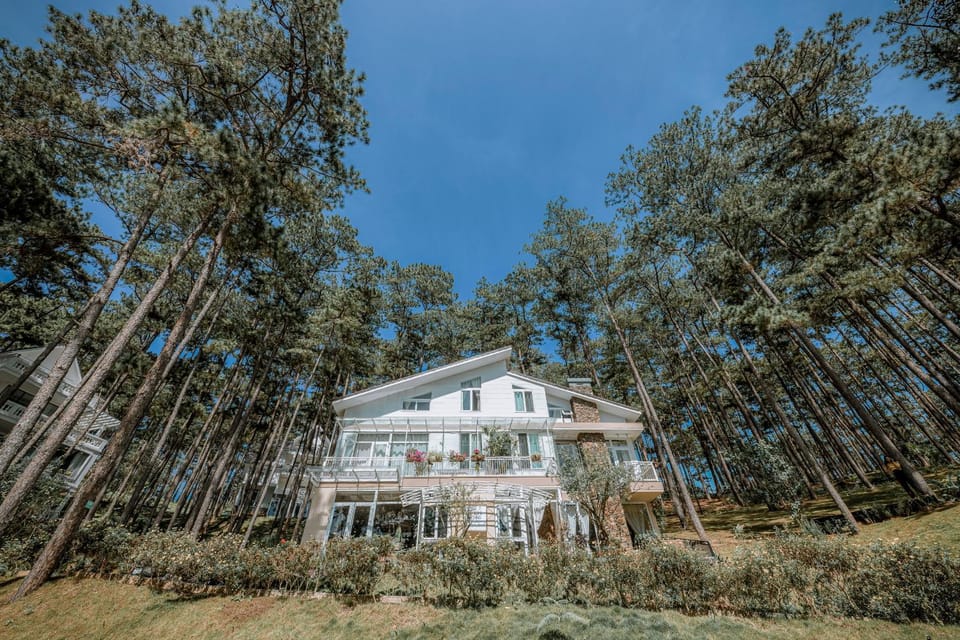 Property building, Natural landscape