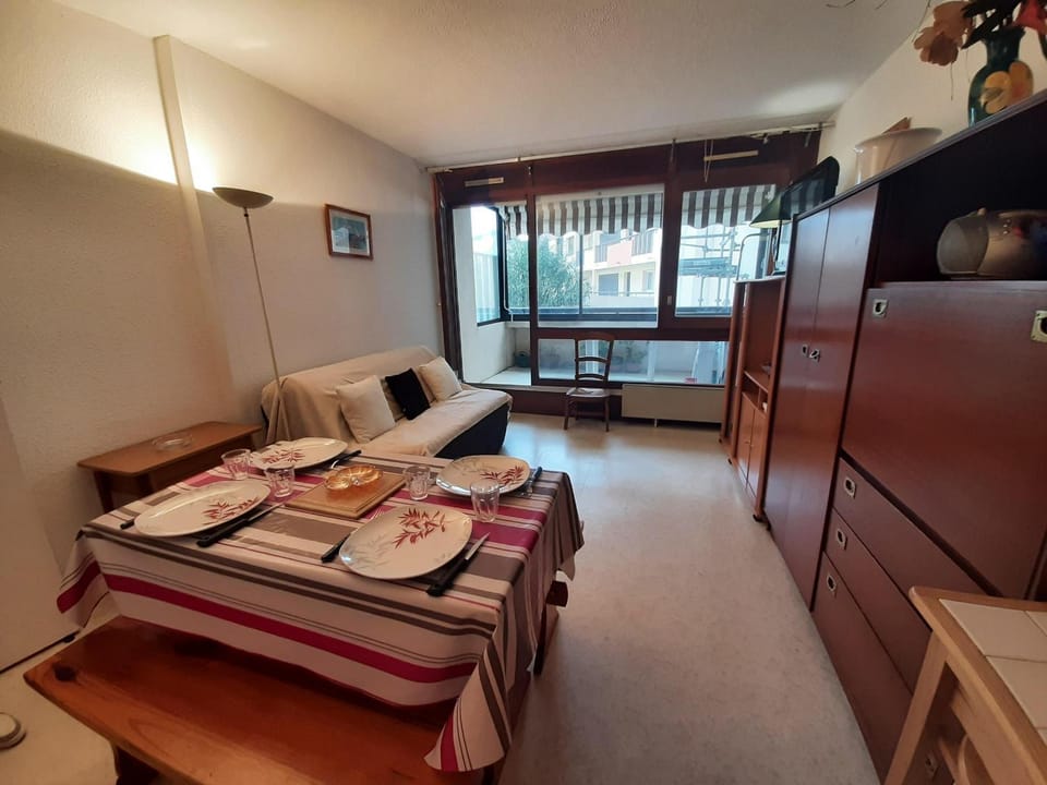 Studio Cosy au Pied du Port de Plaisance de Capbreton pour 4 Pers. avec Wifi et Plages Proches - FR-1-239-889 Apartment in Capbreton