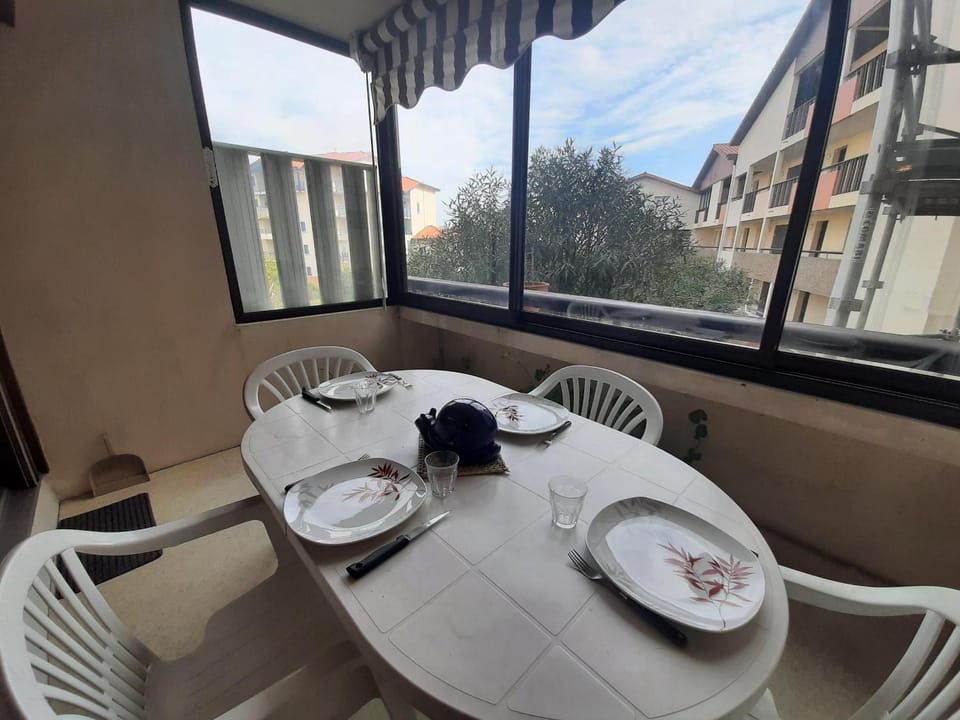 Studio Cosy au Pied du Port de Plaisance de Capbreton pour 4 Pers. avec Wifi et Plages Proches - FR-1-239-889 Apartment in Capbreton