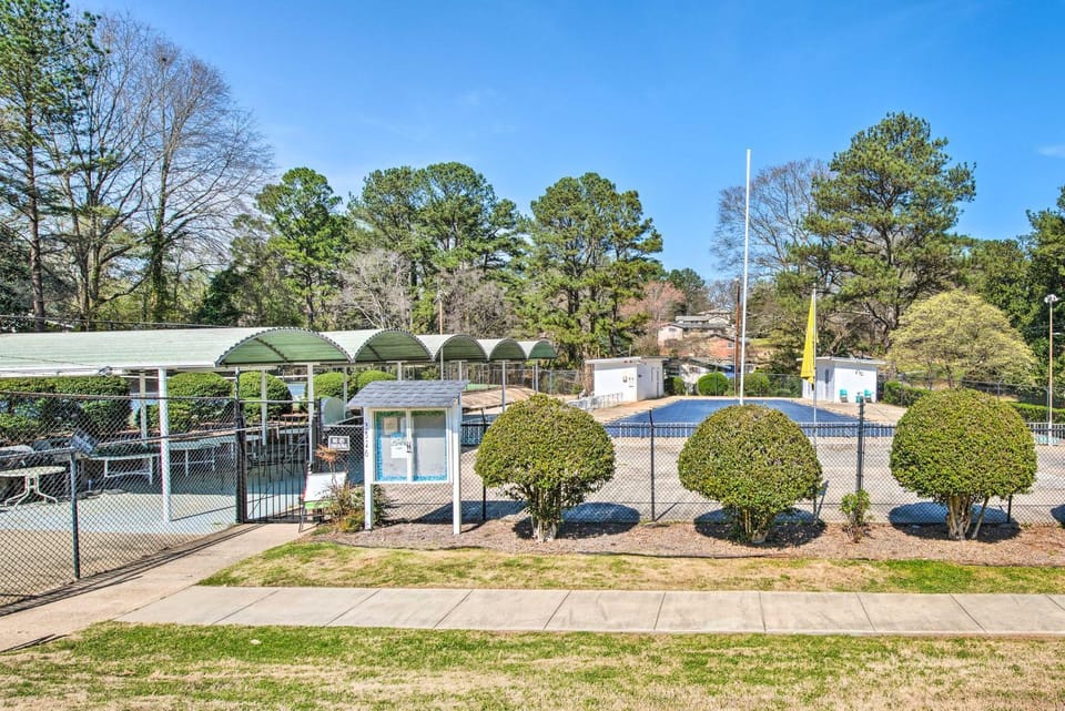 Decatur Eco-Farm Apt: 12 Mi to ATL Sights & Arenas Apartment in Candler-McAfee