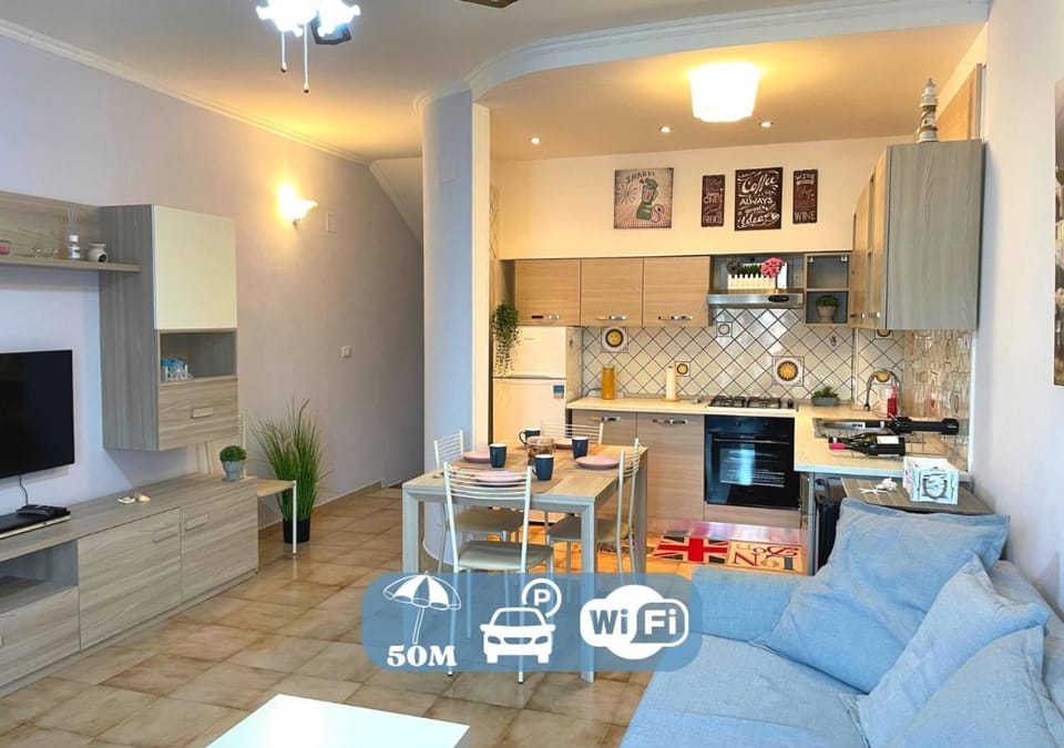Living room, Dining area, kitchen