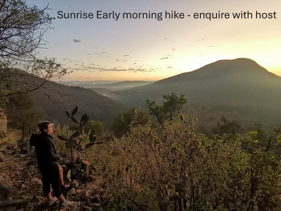 Natural landscape, View (from property/room), Hiking, Garden view, Mountain view, River view, Sunrise