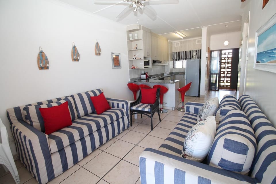 Kitchen or kitchenette, Living room, Photo of the whole room, Seating area, fireplace