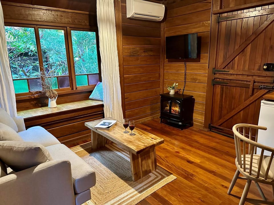 TV and multimedia, flat iron, air conditioner