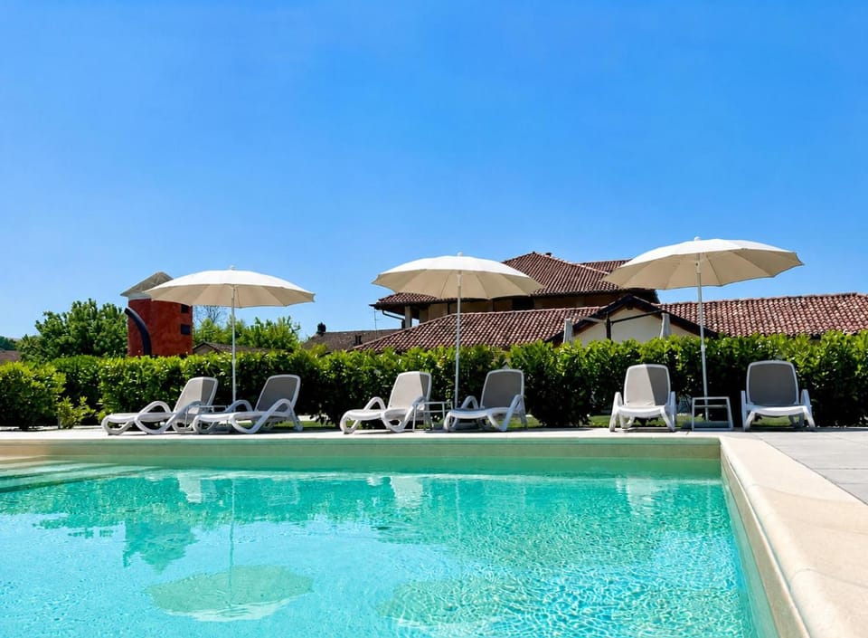 Pool view, Swimming pool