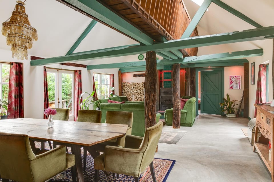 Living room, Seating area, Dining area