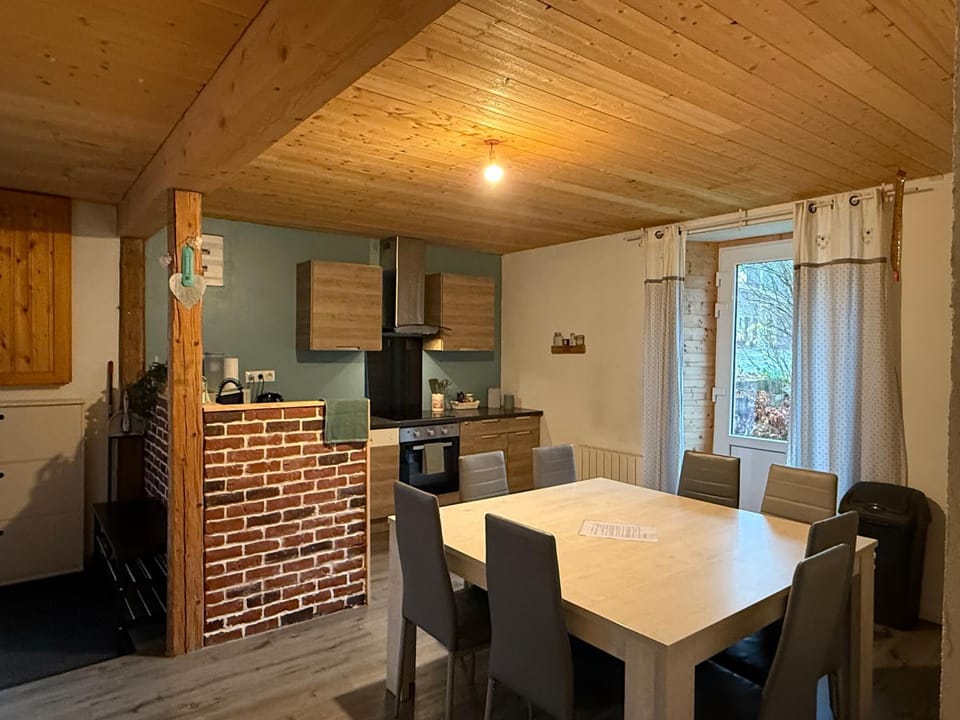 Appartement 6/8 personnes Apartment in Jura
