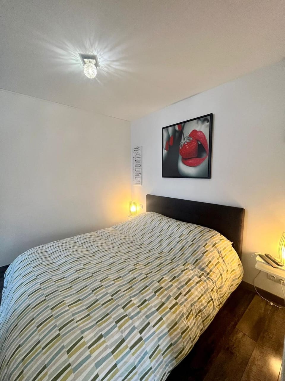 Bed, Photo of the whole room, Bedroom