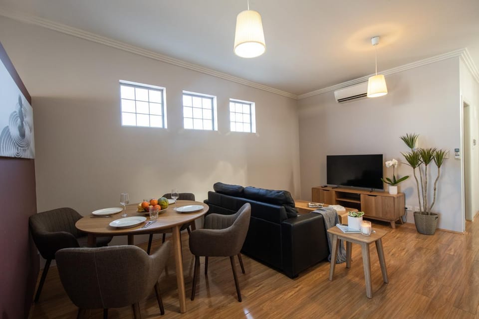 Living room, Lounge or bar