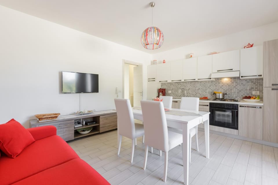 TV and multimedia, Kitchen or kitchenette, Living room, Dining area, minibar, pet friendly, stove