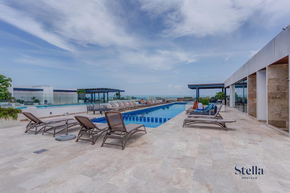 Day, Pool view, Swimming pool, sunbed