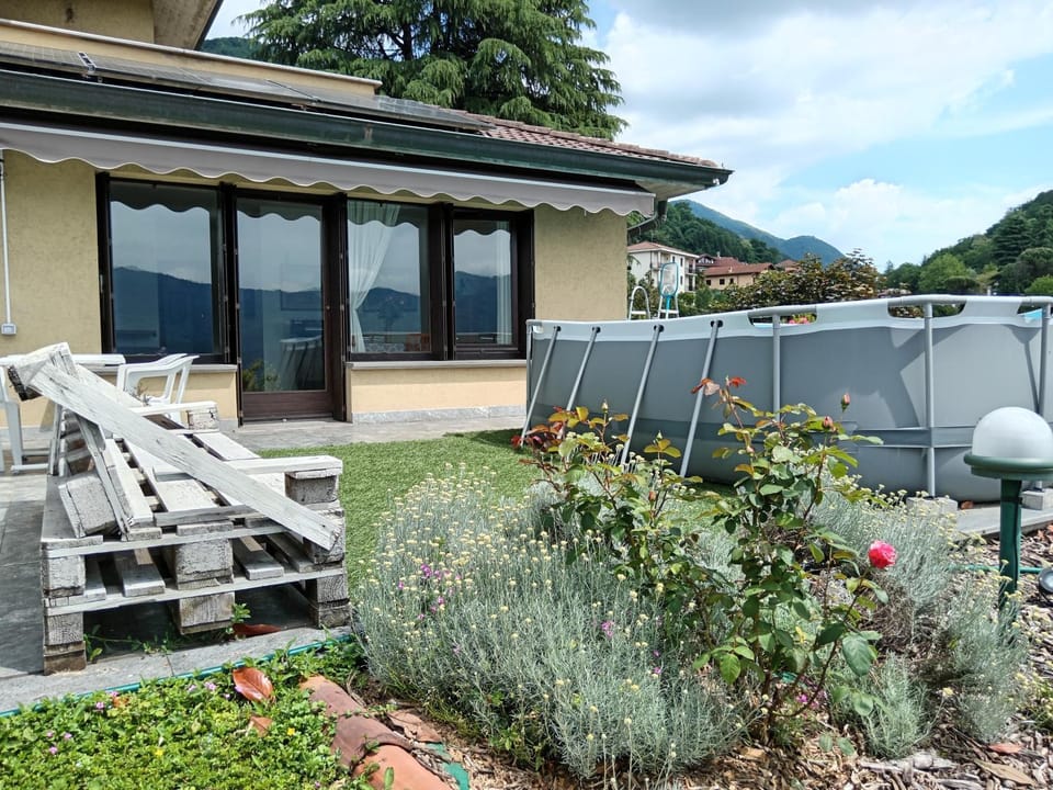 Appartamento CASA DEI NONNI Apartment in Province of Lecco