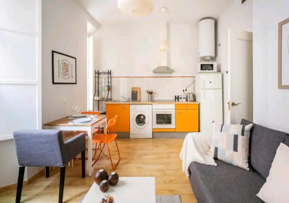 Kitchen or kitchenette, Living room, Dining area