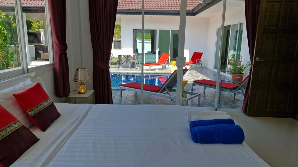 Bed, View (from property/room), Bedroom, Pool view, internet, safe, sunbed, air conditioner
