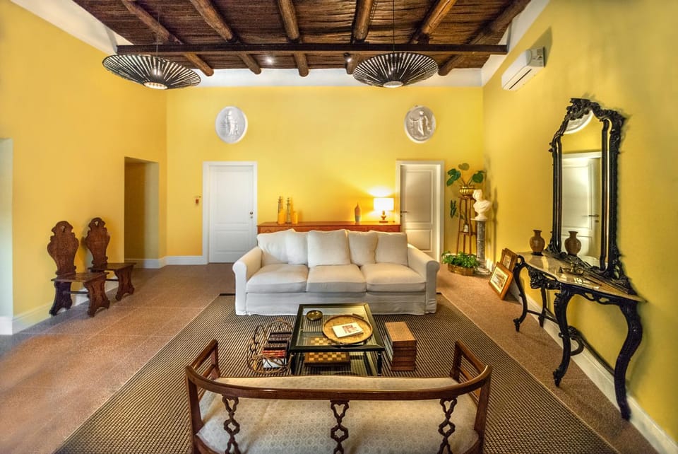 Communal lounge/ TV room, Living room, Seating area, air conditioner