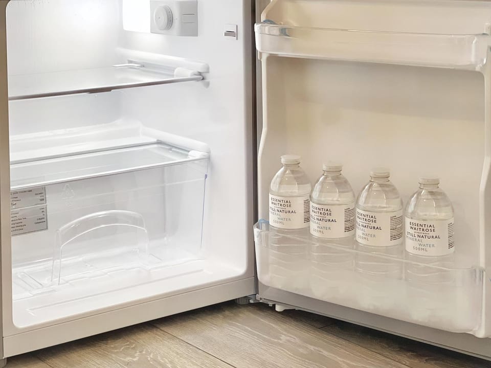 Erin Court Mansions - Suite 13 Vacation rental in Croydon