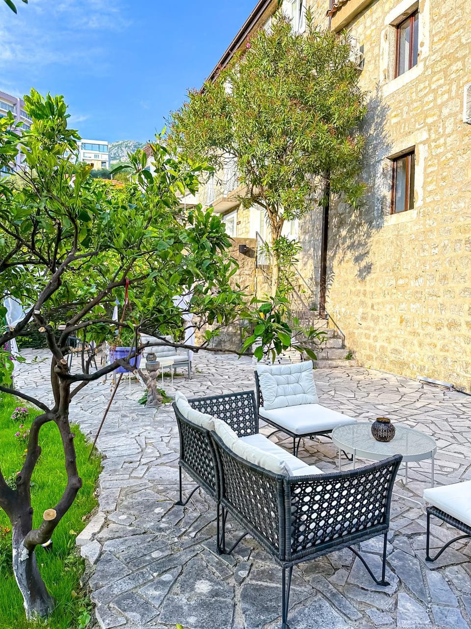 Property building, Off site, Day, Garden, Seating area