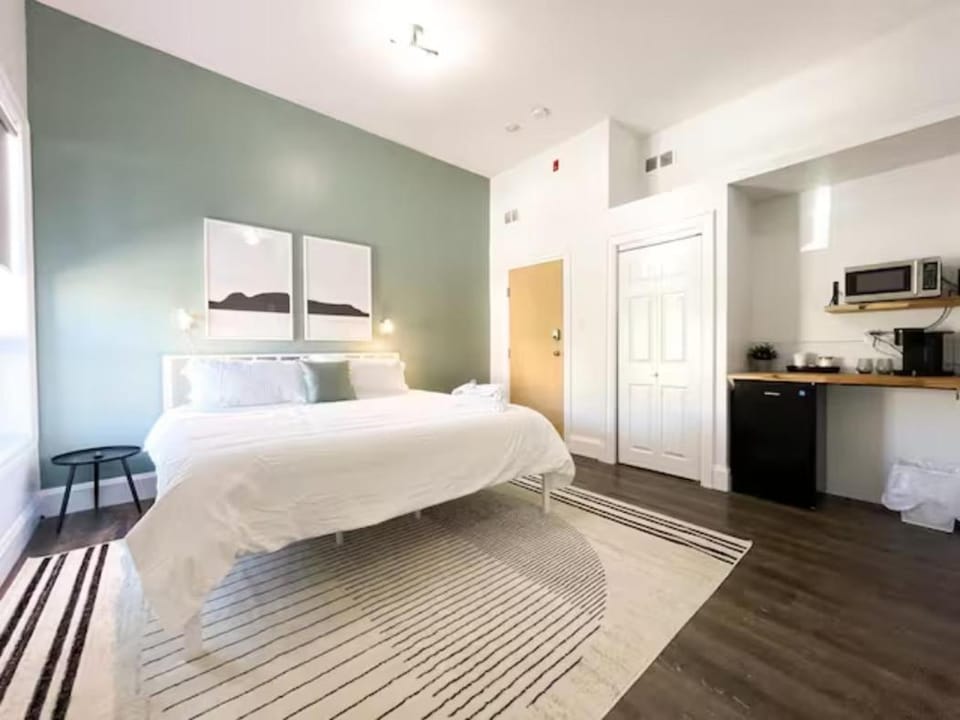 Lake Superior Boutique Hotel Boutique hotel in Thunder Bay
