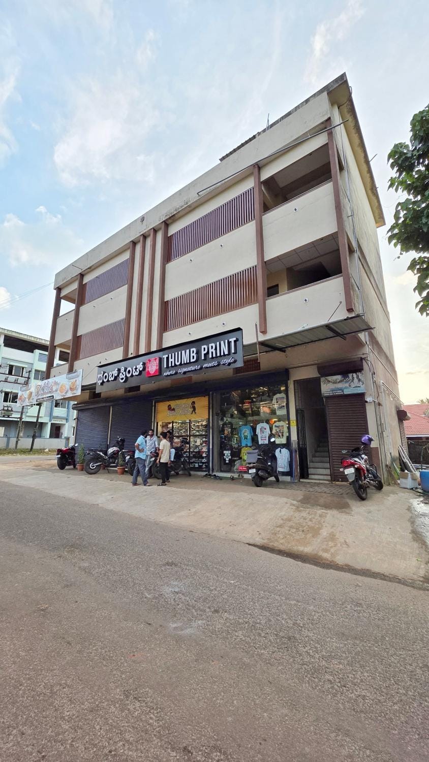 Property building, Quiet street view