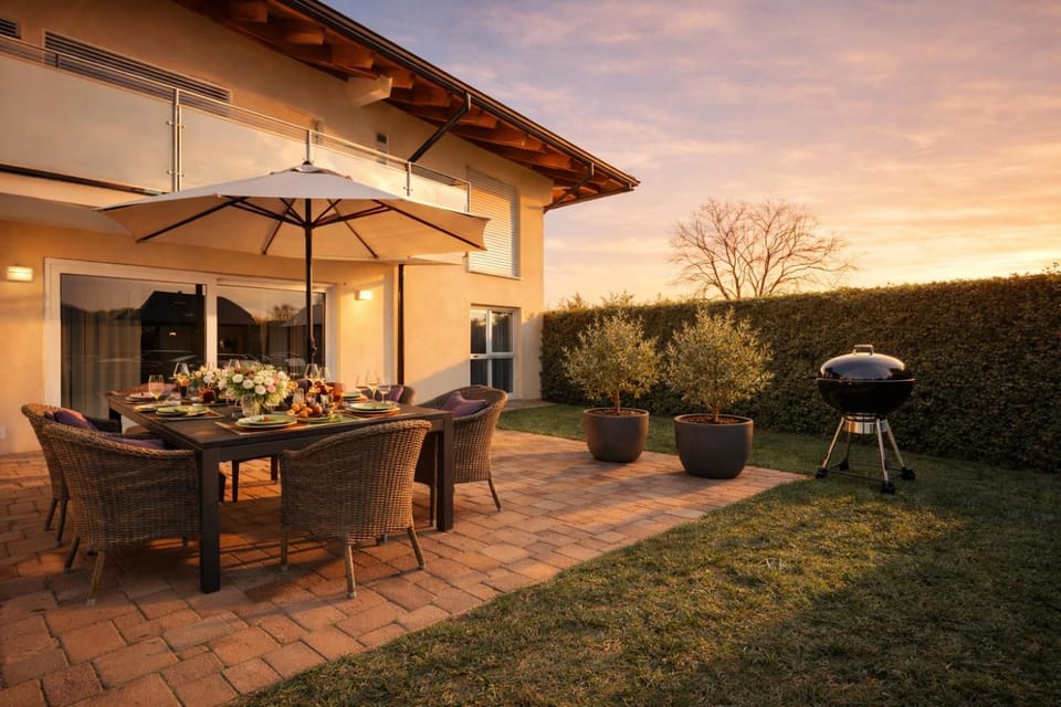 Property building, Spring, BBQ facilities, Garden, Garden view