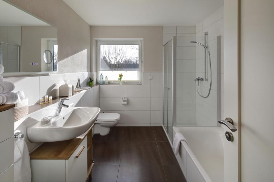Bathroom, Bath