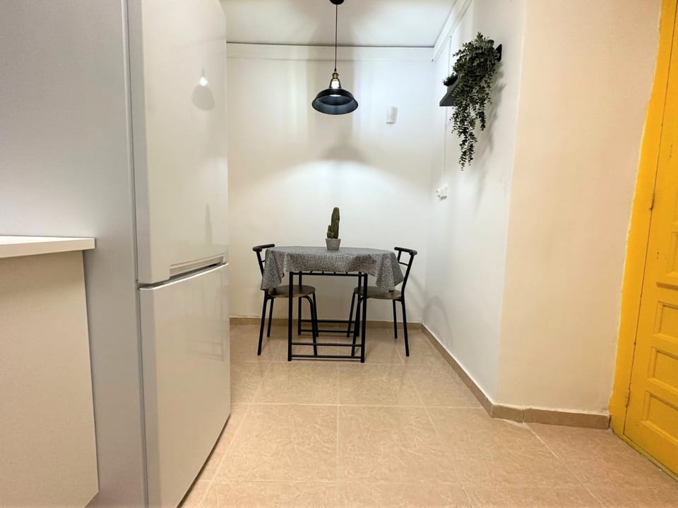 TarracoHomes, TH09 Studio Cathedral con aire acondicionado Apartment in Tarragona