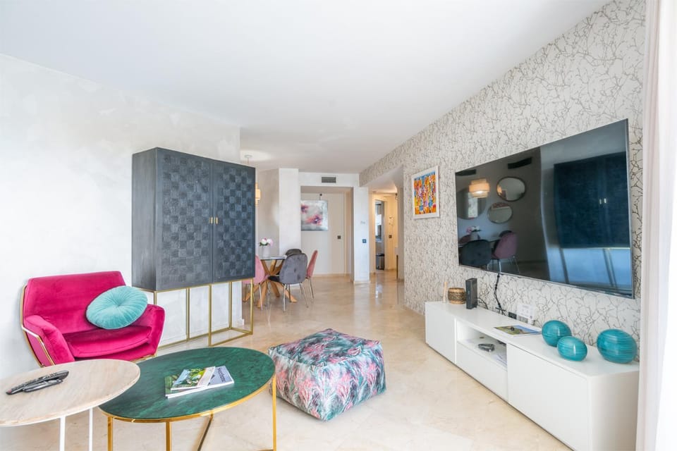 TV and multimedia, Living room