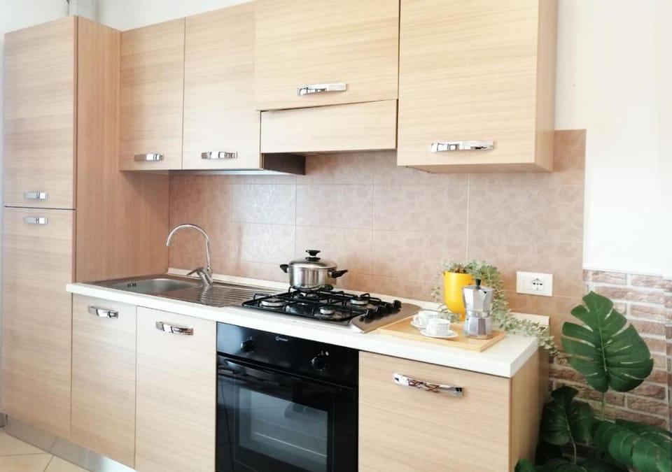 Kitchen or kitchenette, pet friendly
