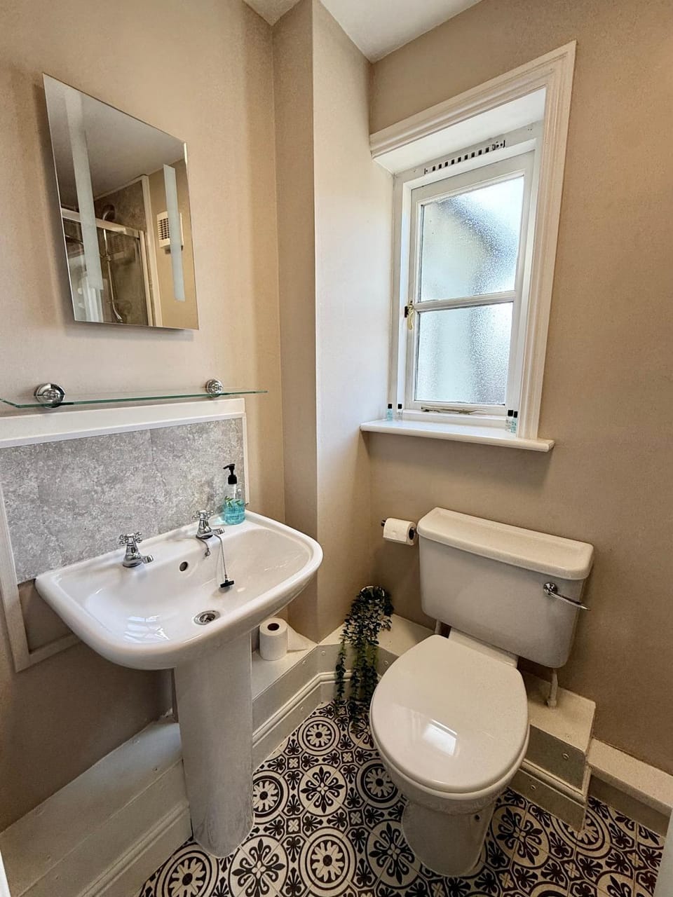 The Unicorn Inn Bed and Breakfast in South Derbyshire District