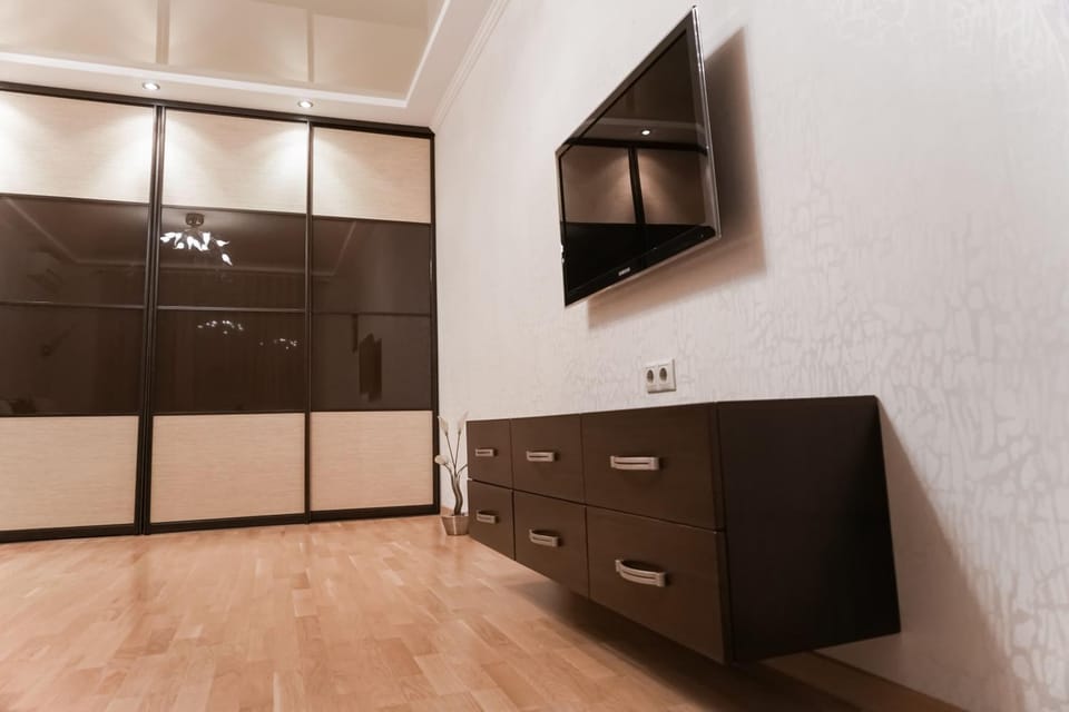 TV and multimedia, wardrobe