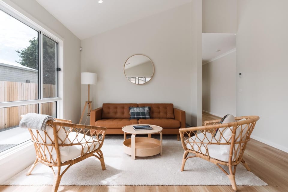Exquisitely Spacious 3-Bed Home House in Canberra